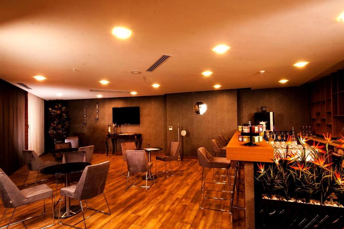 Majura Hotel Business Izmir Exteriör bild